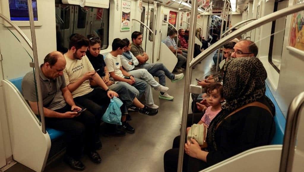 Rising Infertility Crisis Among Married Couples in Iran: Experts Warn of Demographic Risks