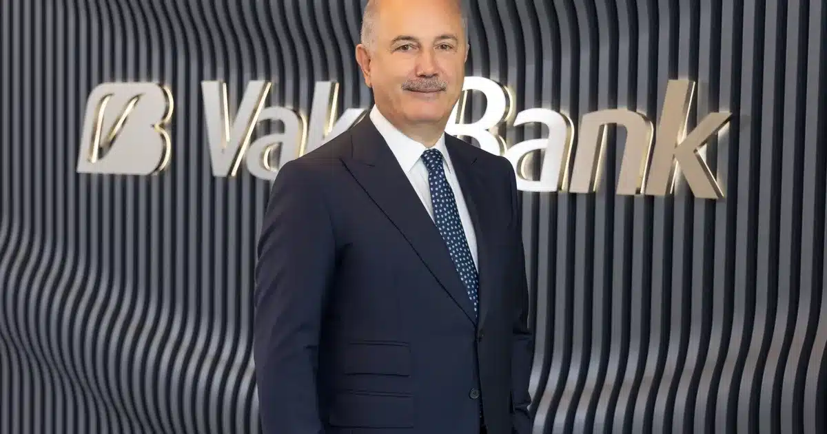 VakıfBank 900 Milyon Dolarlık Sürdürülebilirlik Temalı Sendikasyon Kredisiyle Küresel Gücünü Pekiştirdi