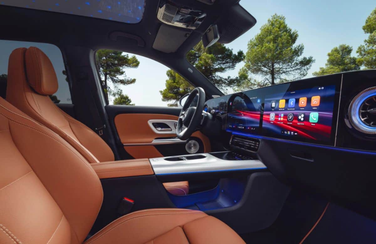 Geleceğin Sürüş Deneyimi: MBUX Superscreen