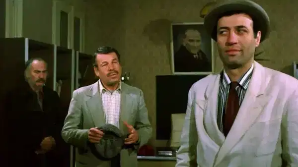 22 Aralık 2024 Televizyon Yayın Akışı: Bu Akşam Hangi Film ve Diziler Var?