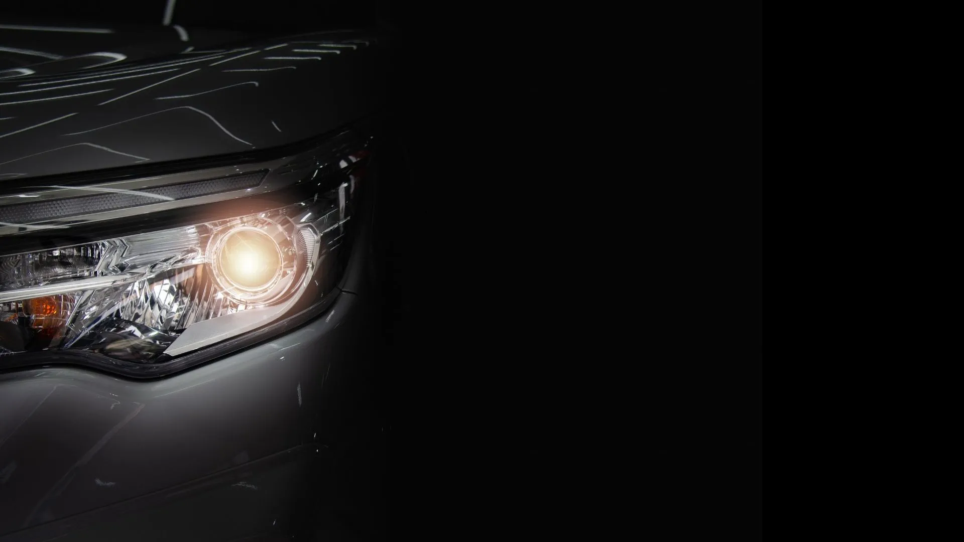 Kısık Farların Nedenleri Araç sahiplerinin sıkça karşılaştığı bir sorun olan