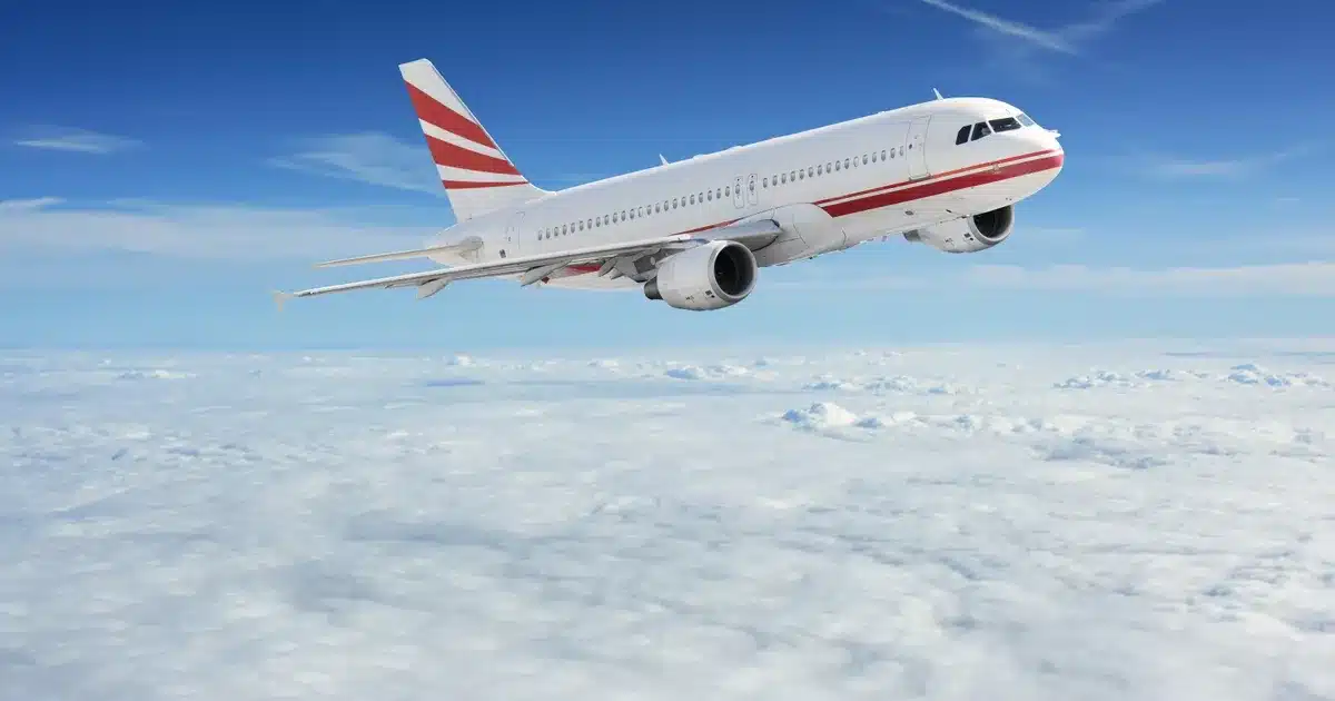 2025 Türkiye Seyahat Trendleri ve Otobüs-Uçak Ulaşım Verileri Analizi