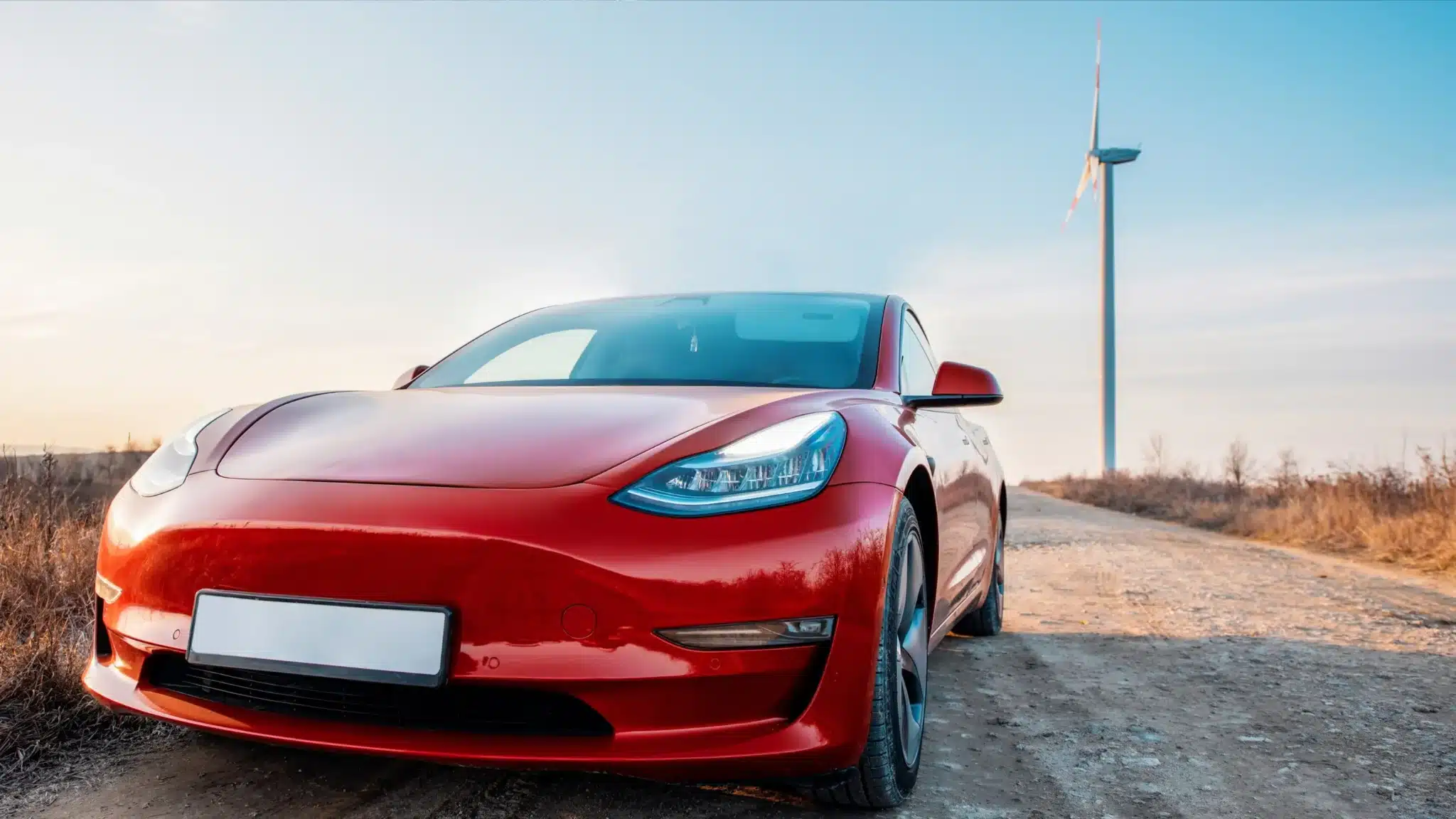 Lemonade, Tesla ile Otonom Araç Sigortası İçin İş Birliğine Gitti