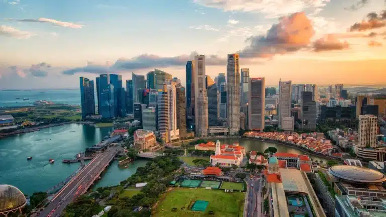 Singapur motorlu taşıt sigortası piyasasında artışlara rağmen rekabetçi yapı korunuyor