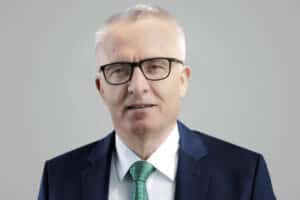 Aksa Enerji, yeni üst yönetim atamasıyla gündemde. Naci Ağbal, şirketin