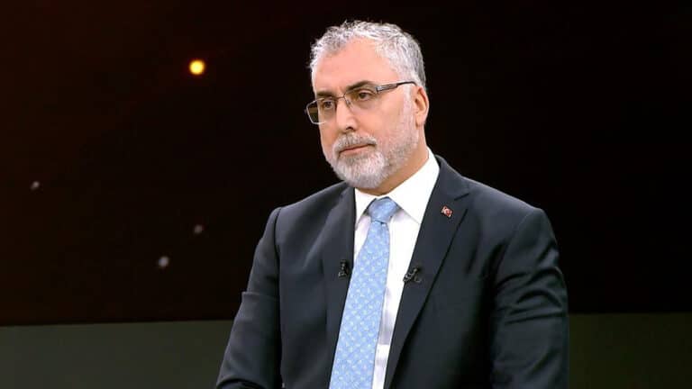 Bakan Işıkhan: İşsizlik 32 Aydır Tek Haneli Seviyede Sürüyor