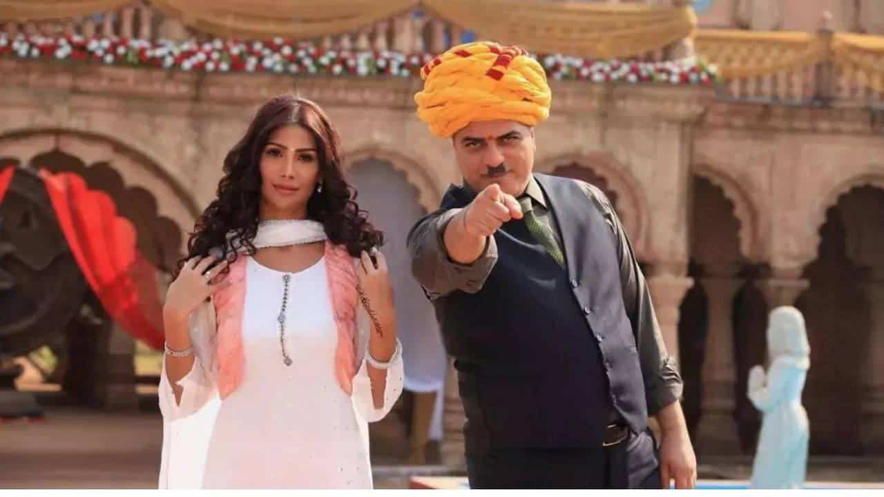 Bir Baba Hindu Filminin Konusu Nedir?