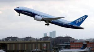Boeing, 2025 satış artışıyla kriz sonrası güçlü dönüş sinyali verdi.