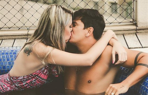 Burçların Öpüşme Tarzları