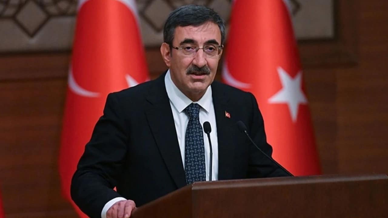 Cevdet Yılmaz: Dezenflasyon ve Yapısal Adımlar İş Gücü Piyasasında Güçlü Seyrediyor