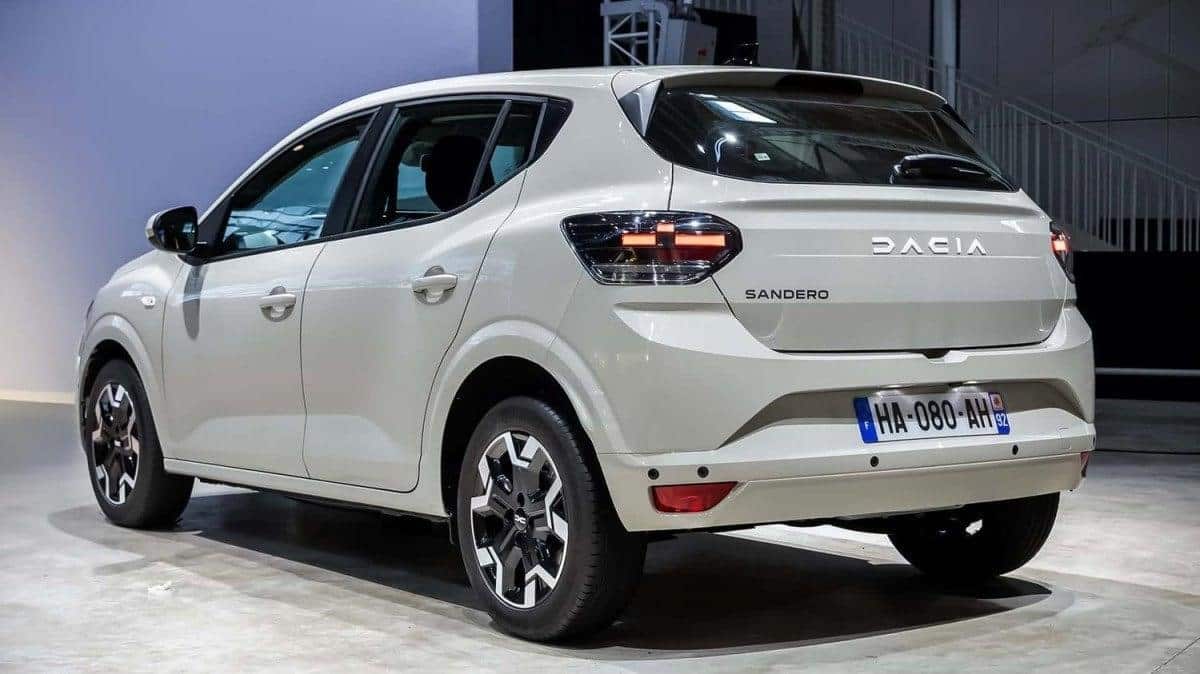 Dacia'nın Yenilenen Sandero Modeli Türkiye'de