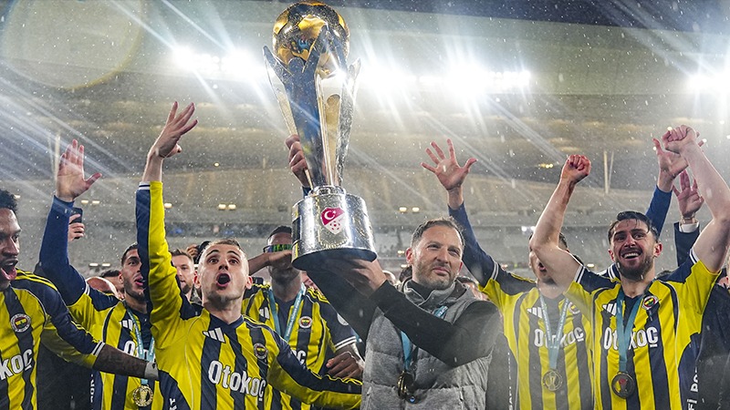 Domenico Tedesco Responds to Departure Question: ‘Fenerbahçe Is Their Home’