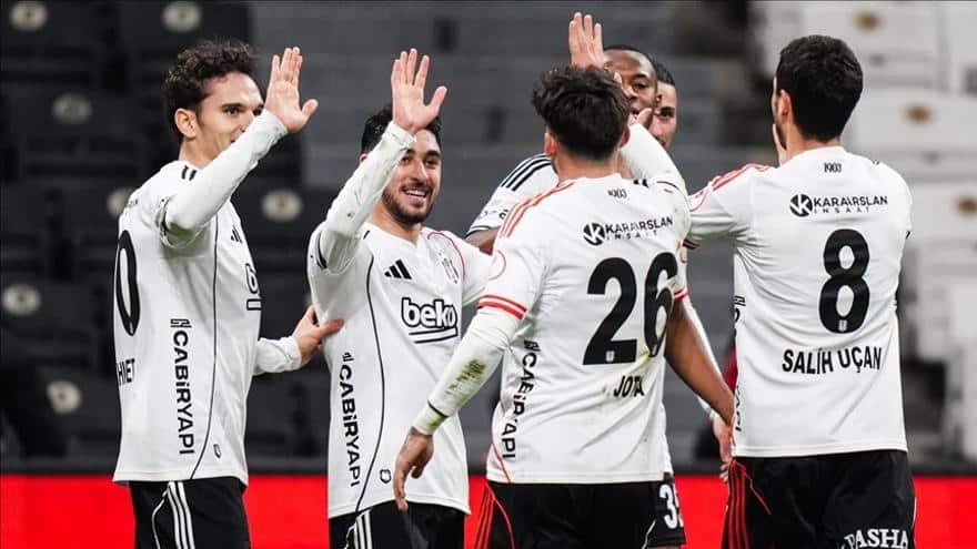 Beşiktaş’ta İki Oyuncu Eksik