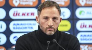 Fenerbahçe Teknik Direktörü Tedesco, maç sonrası 2 puan kaybettik ama
