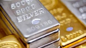 Gümüş fiyatları, jeopolitik riskler ve Fed faiz beklentilerinin etkisiyle rekor