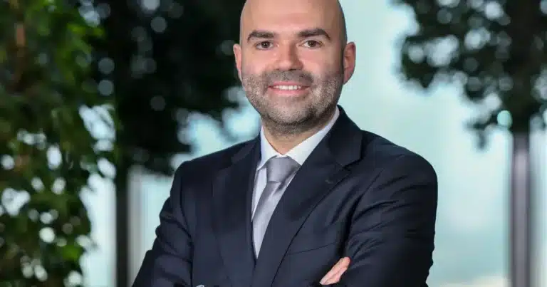 İş Portföy Odeabank Para Piyasası (TL) Fonu: 2025 Performansı, Getiriler ve Yatırım Avantajları