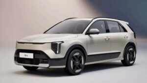 2026 makyajlı Kia Niro, Güney Kore’de tanıtıldı. Yenilenen tasarım, gelişmiş