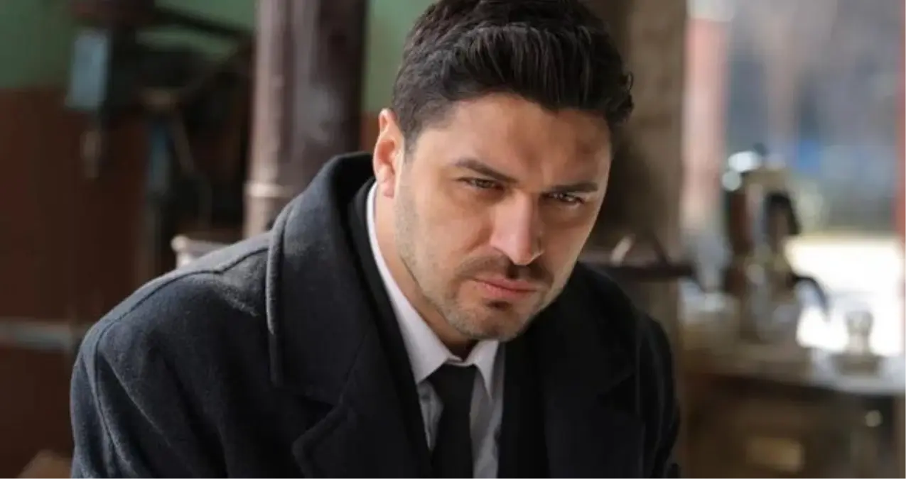 Kızılcık Şerbeti’nin Yeni Fatih’i Emre Dinler Kimdir, Hangi Dizilerde Rol Aldı?