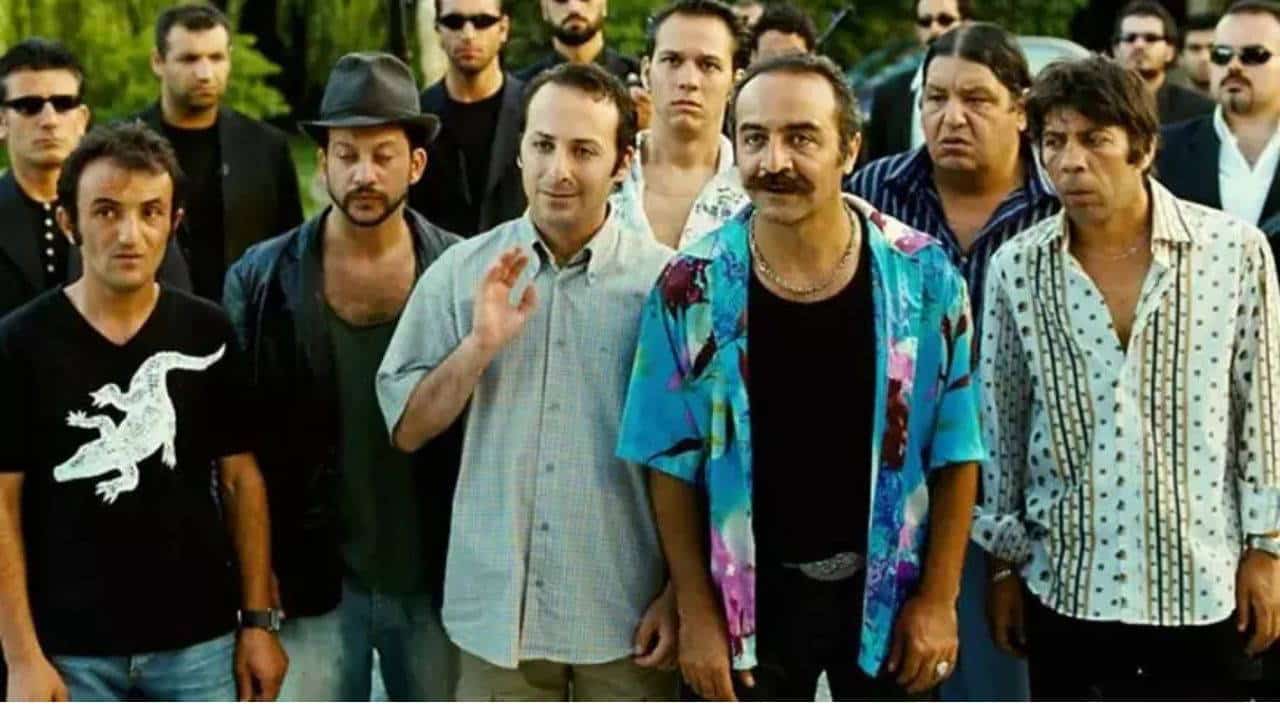 Organize İşler filminin konusu ve oyuncu kadrosu