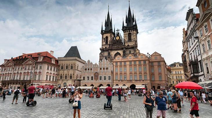 Prag Nerede ve Prag’a Nasıl Gidilir?