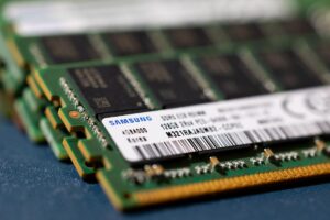 Samsung set for record profit surge as AI-driven memory chip