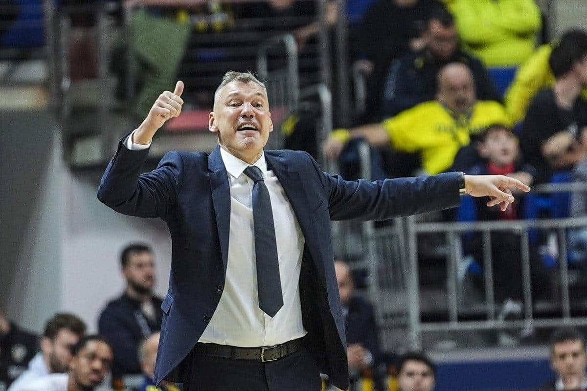 Fenerbahçe'nin Anadolu Efes Karşısındaki Galibiyeti