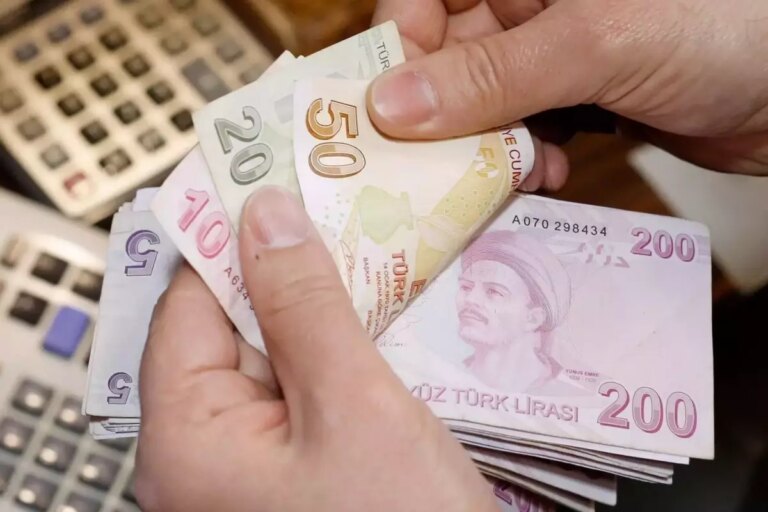 SSK ve Bağkur emeklisinin kök maaş hesaplama sistemi yenilendi: Yeni zam oranları açıklandı