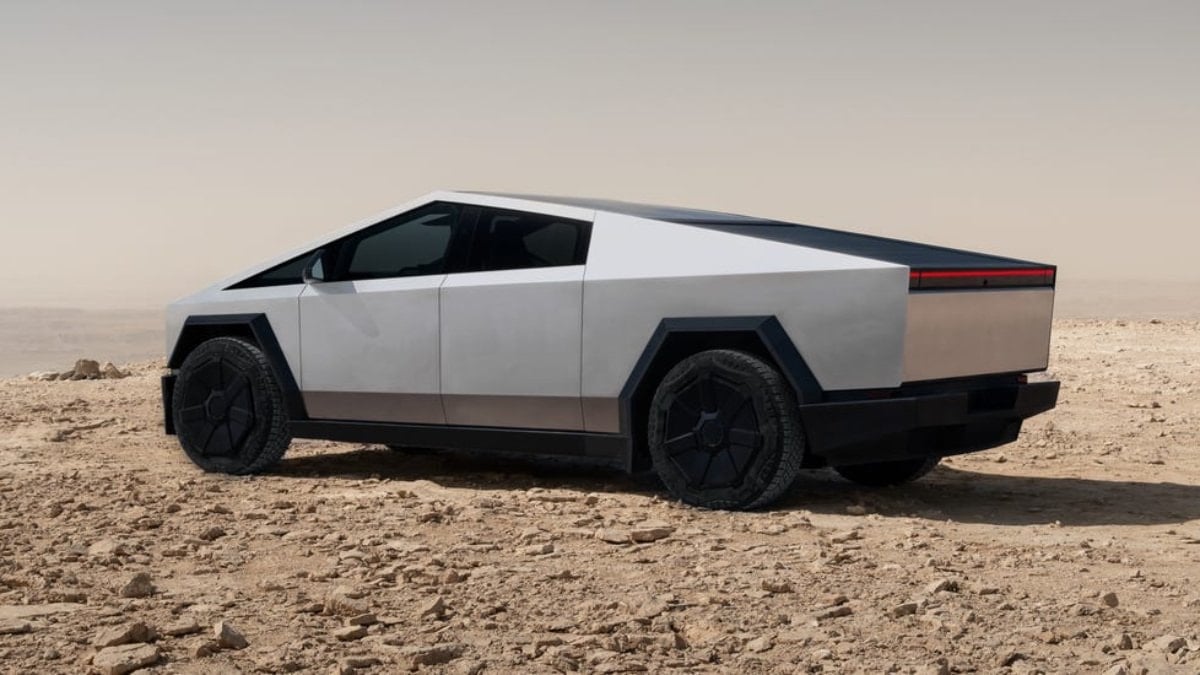 Tesla Cybertruck Satışları 2025’te Sert Düşüş Yaşadı