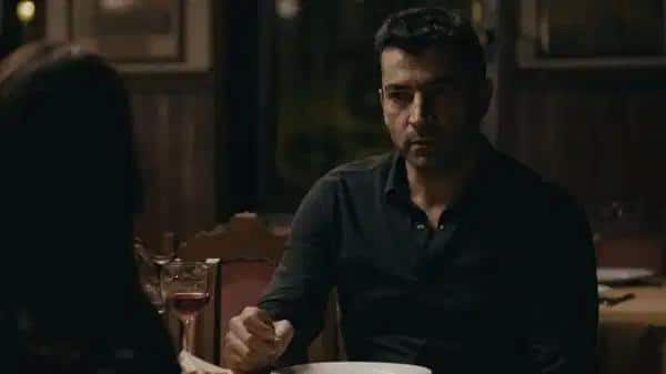 Cuma Akşamı Televizyon Yayın Rehberi