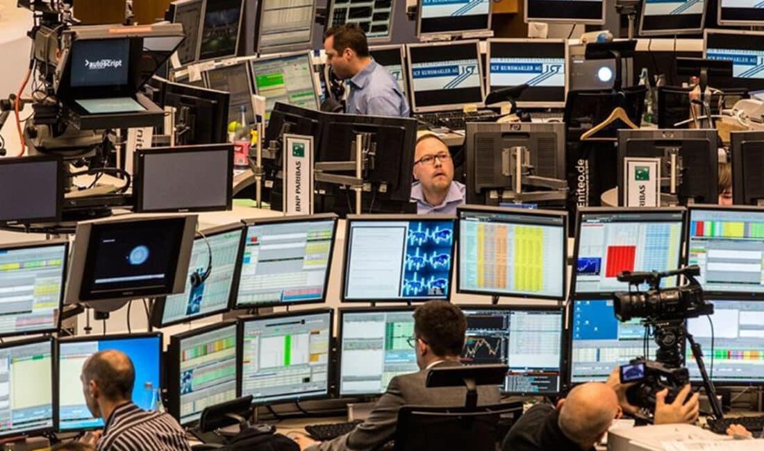 Avrupa borsaları haftanın ilk işlem gününü karışık seyirle tamamladı. Endekslerde