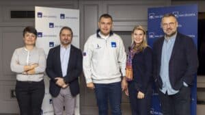 AXA Turkey teams up with open water swimmer Tuna Tunca,