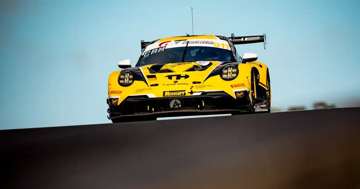 Bastian Buus, Bathurst 12 Saat Yarışında Porsche ile Zorlu Mücadeleyi Altıncı Sırada Tamamladı