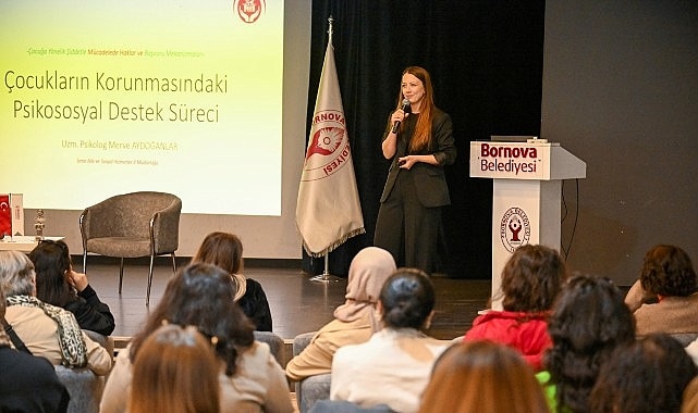 Bornova’da düzenlenen panelde uzmanlar, çocuğa yönelik şiddetin hukuki ve psikososyal