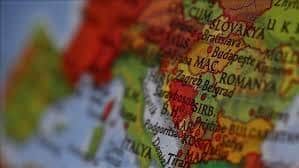 Bosna-Hersek Bayrağı, Nüfusu, Para Birimi ve Saat Farkı