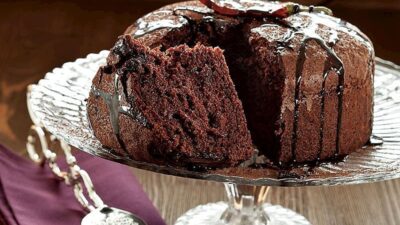 Yumuşacık ve yoğun çikolatalı ıslak kek tarifi! Adım adım yapılışıyla