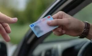 2026 ehliyet sınav puanı için yeni düzenleme Resmi Gazete’de yayımlandı.