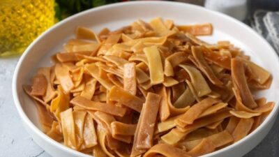 Lezzetli erişte pilavı tarifi, pişirme püf noktaları ve farklı sunum