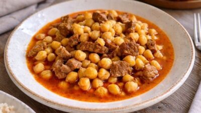 Lezzetli ve doyurucu etli nohut yemeği tarifi! Malzemeleri, hazırlanışı ve