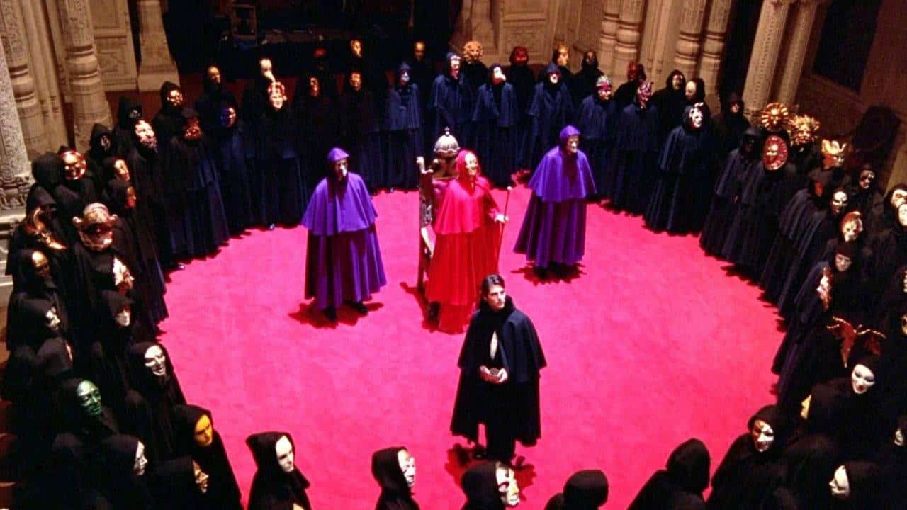 Eyes Wide Shut (Gözleri Tamamen Kapalı) filminin konusu ve oyuncu kadrosu