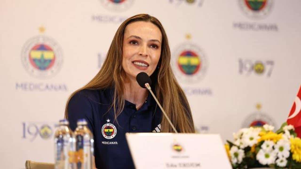 Fenerbahçe Efsane Kaptanıyla Yeni Sözleşmeye Hazır