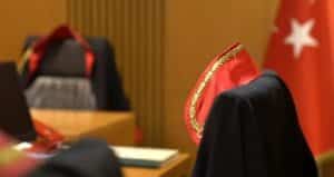 Hakimle tartışan avukata yurt dışı çıkış yasağı getirildi. Olayın detayları