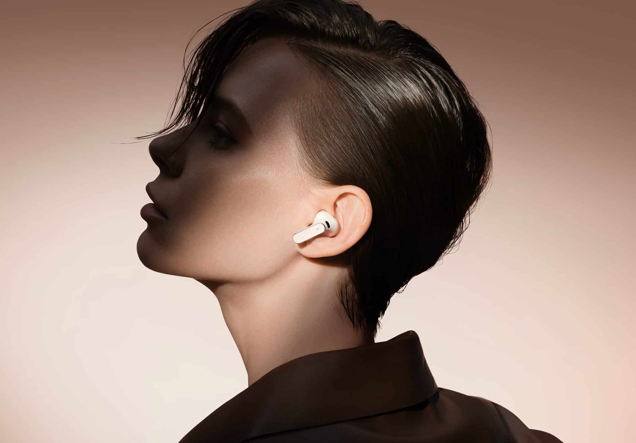 Huawei FreeBuds Pro 5'in Türkiye fiyatı ve teknik özellikleri açıklandı.