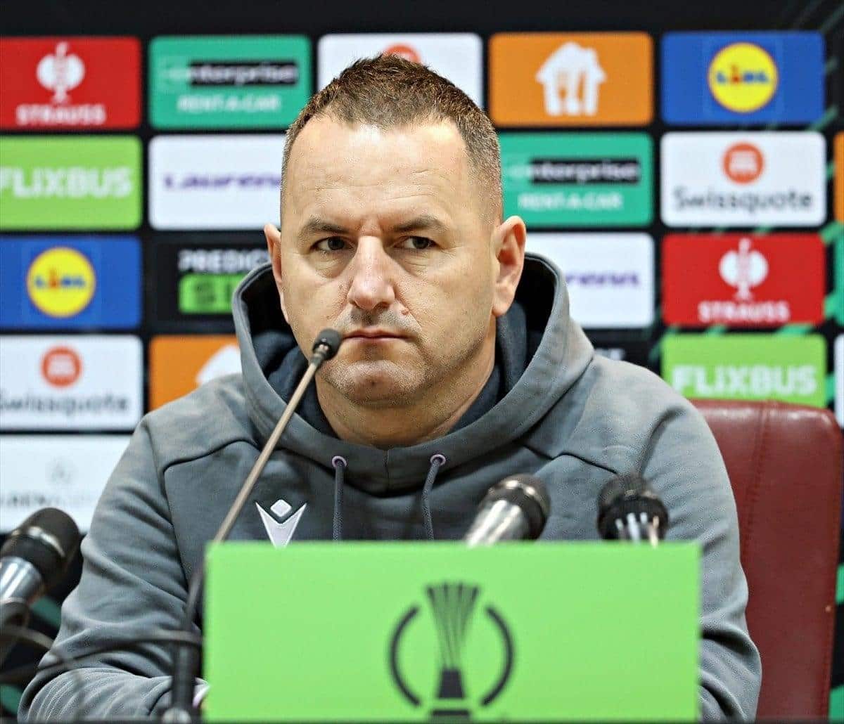 Shkendija Teknik Direktörü Jeton Bekjiri, UEFA Konferans Ligi Son 16 Play-Off İlk Maçı Öncesi Konuştu