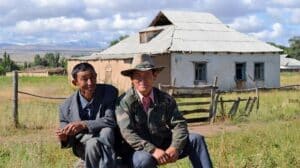 Kırgızistan hakkında güncel bilgiler: 2026 nüfusu, bayrağı, başkenti ve para