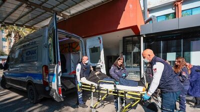 Konak Belediyesi'nin hasta nakil ambulansı, son iki yılda 2209 kişiye