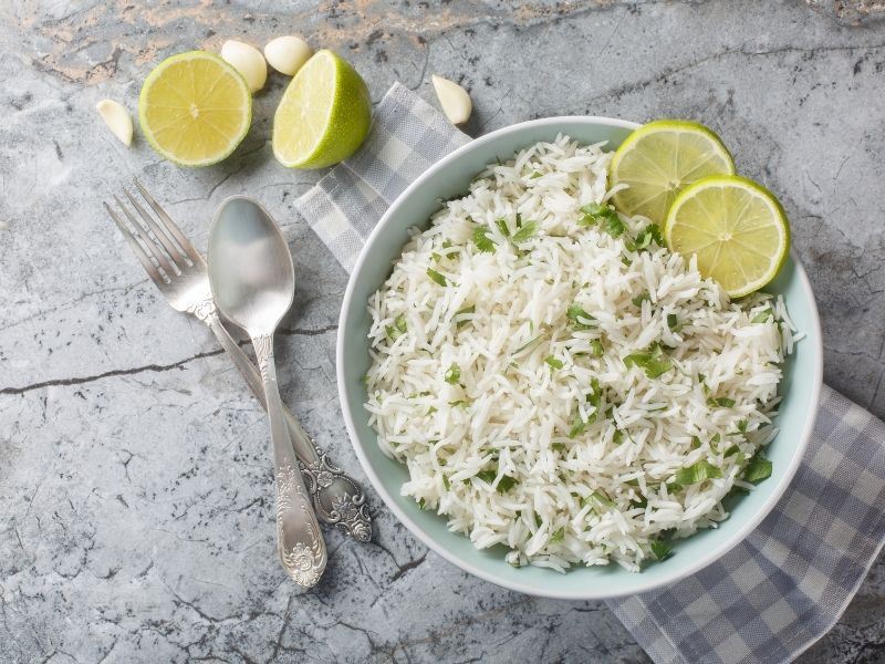 Ferah aromalı limonlu yasemin pilavı tarifi ve farklı hazırlama önerileriyle