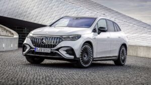 Mercedes'in yeni elektrikli SUV modeli 1000 beygir gücüyle performans sınırlarını