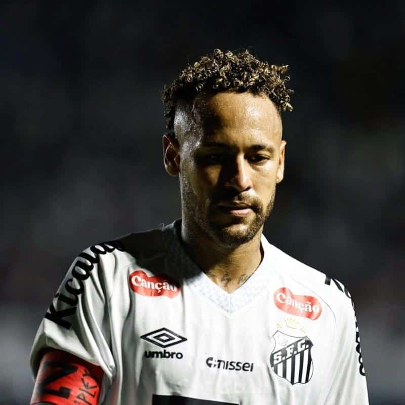 Neymar kariyerinin son dönemine dair dikkat çekici açıklamalarda bulundu
