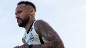 Neymar, 2026 Aralık ayında futbolu bırakabileceğini açıkladı. Kariyerinin sonuna dair