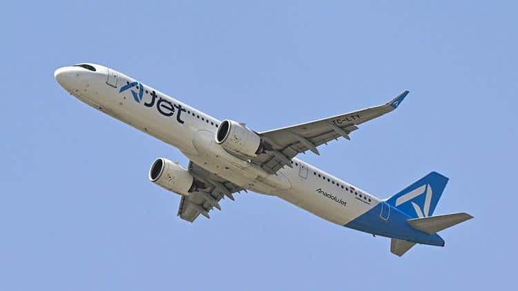AJet Seferlerini Durdurdu